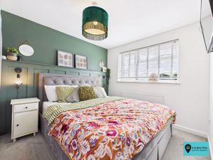 Bedroom- click for photo gallery